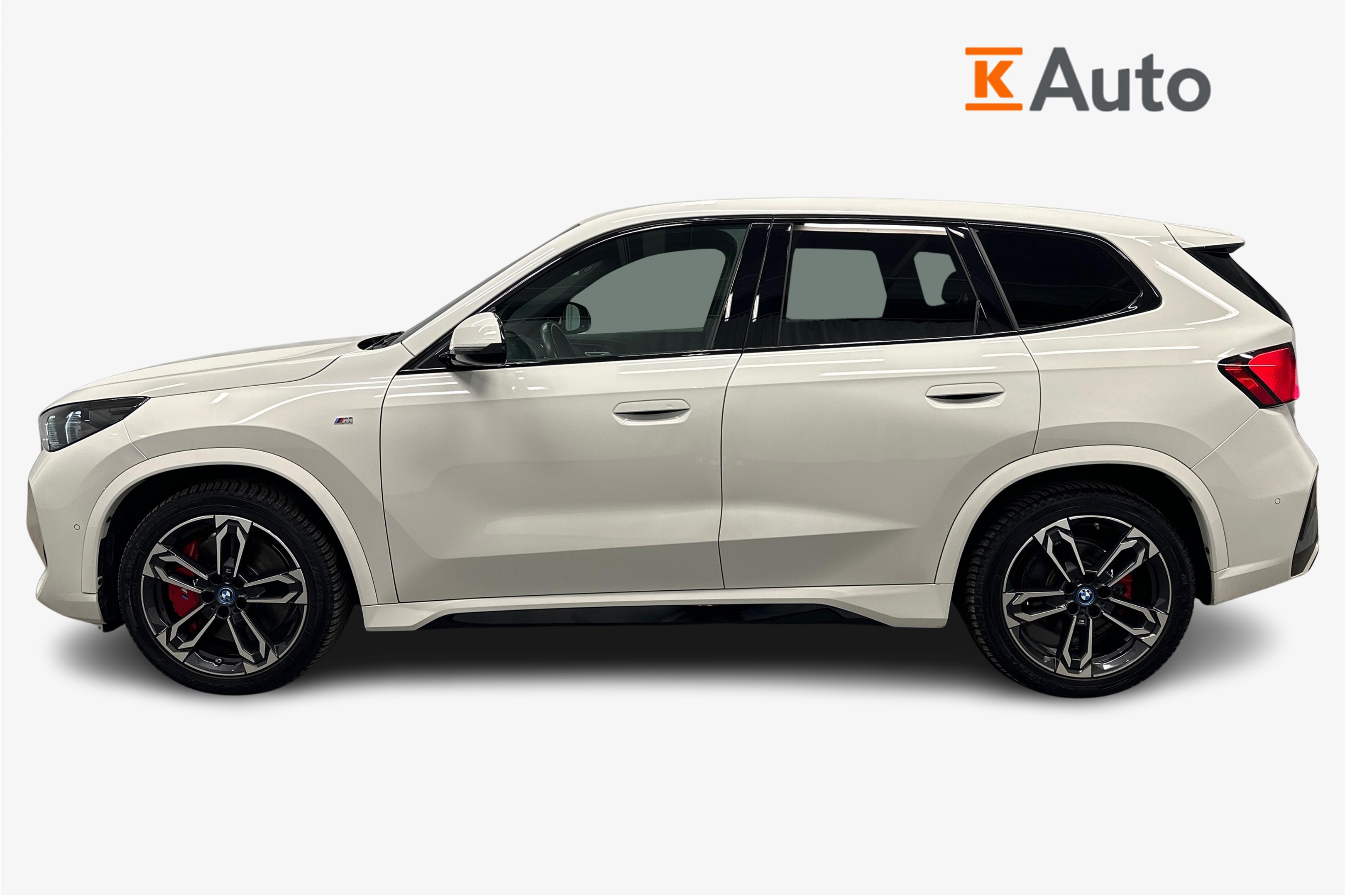 BMW iX1 U11 xDrive30 M Sport Pro 2023, kuva 5/41