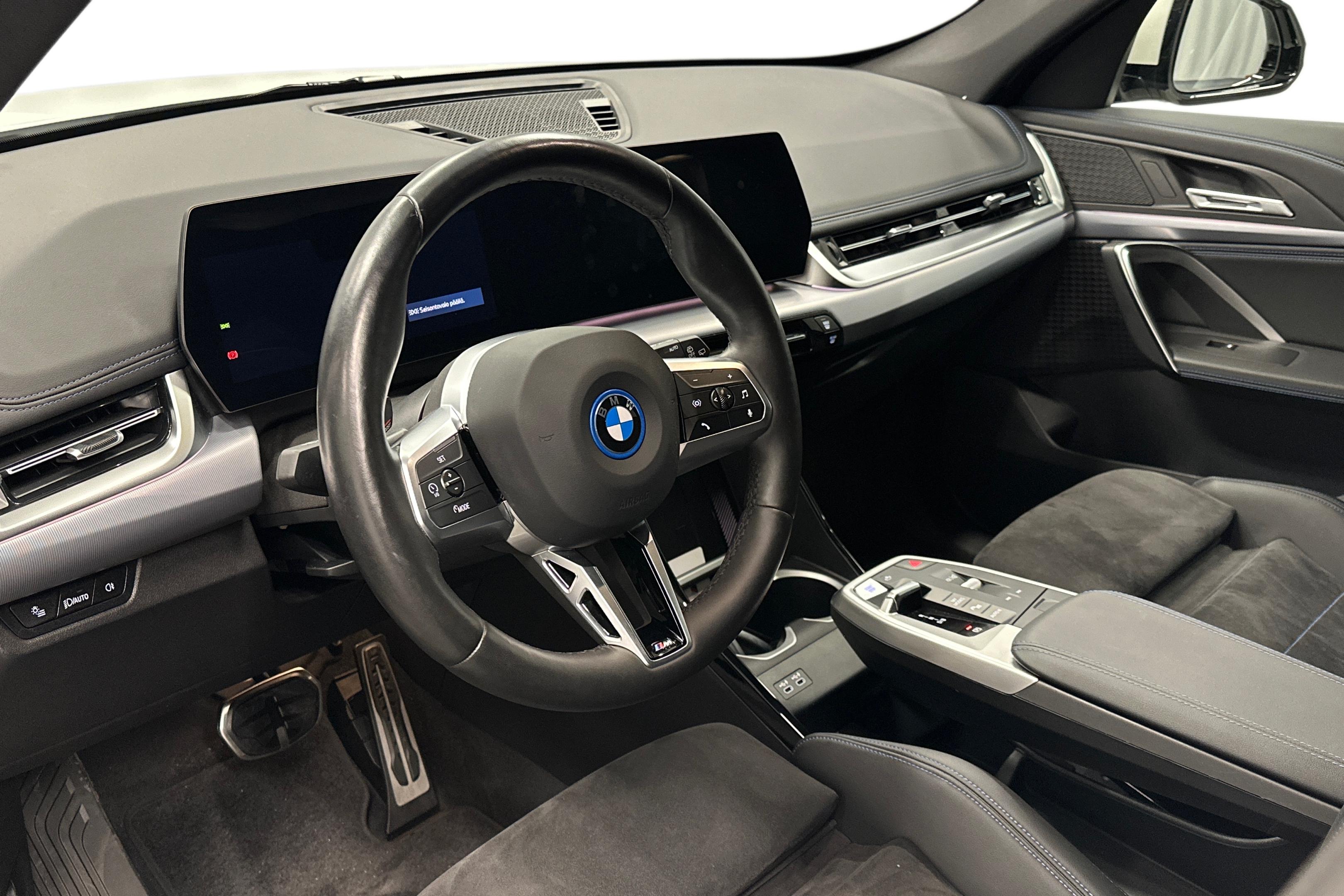 BMW iX1 U11 xDrive30 M Sport Pro 2023, kuva 6/41