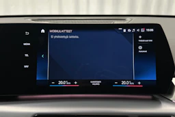 valkoinen BMW iX1 2023 kuva 20.