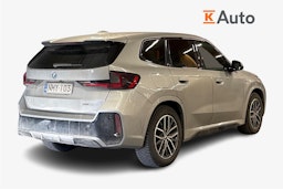 hopea BMW iX1 2023 kuva 2.