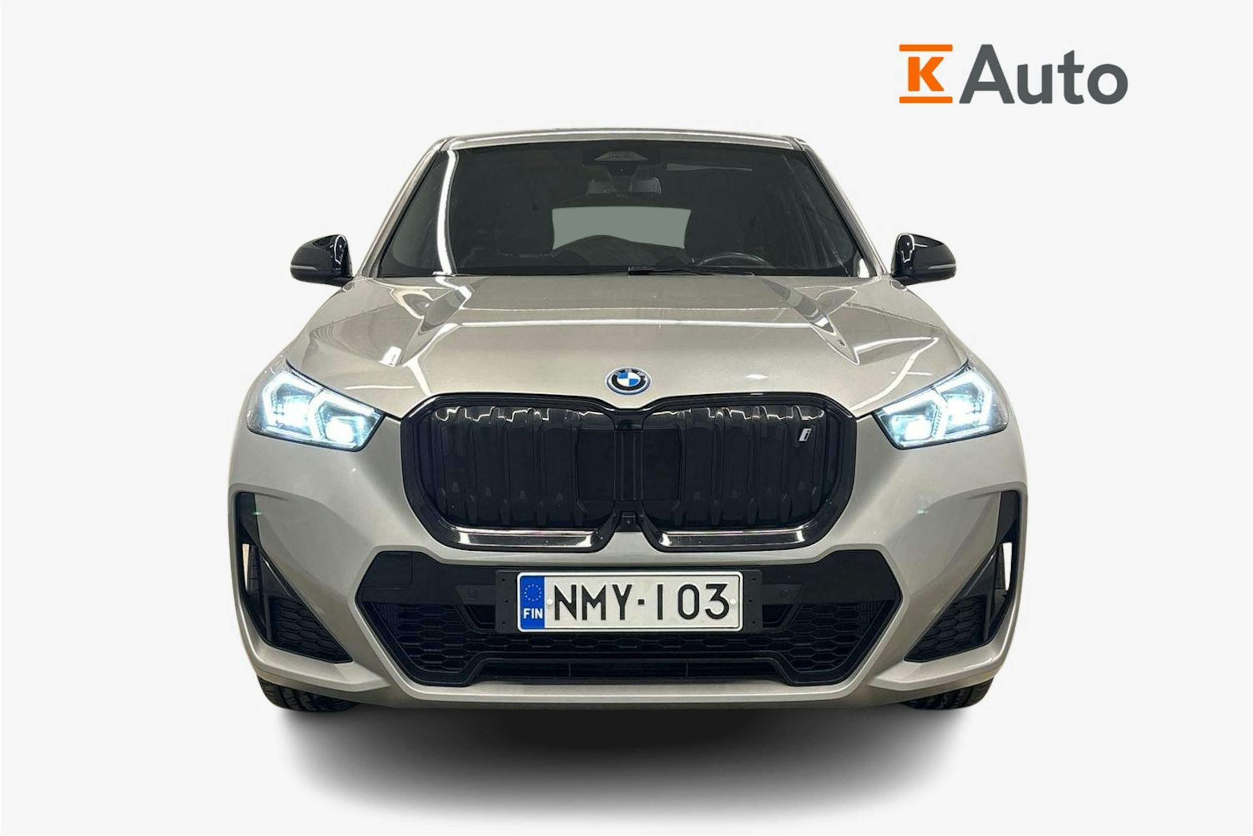 hopea BMW iX1 2023 kuva 5.