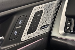 hopea BMW iX1 2023 kuva 30.