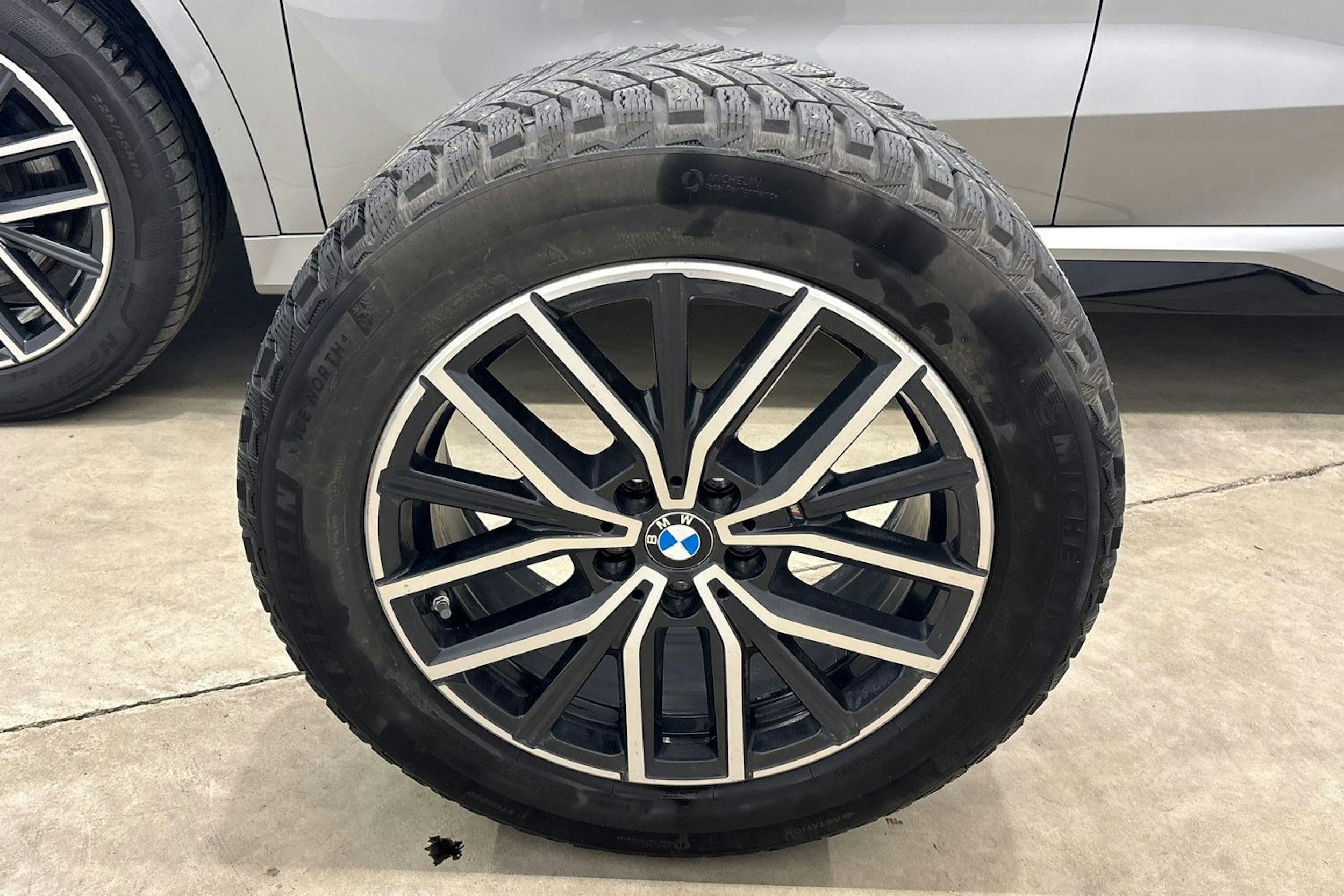 hopea BMW iX1 2023 kuva 39.