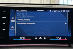vihreä BMW iX1 2025 kuva 21.