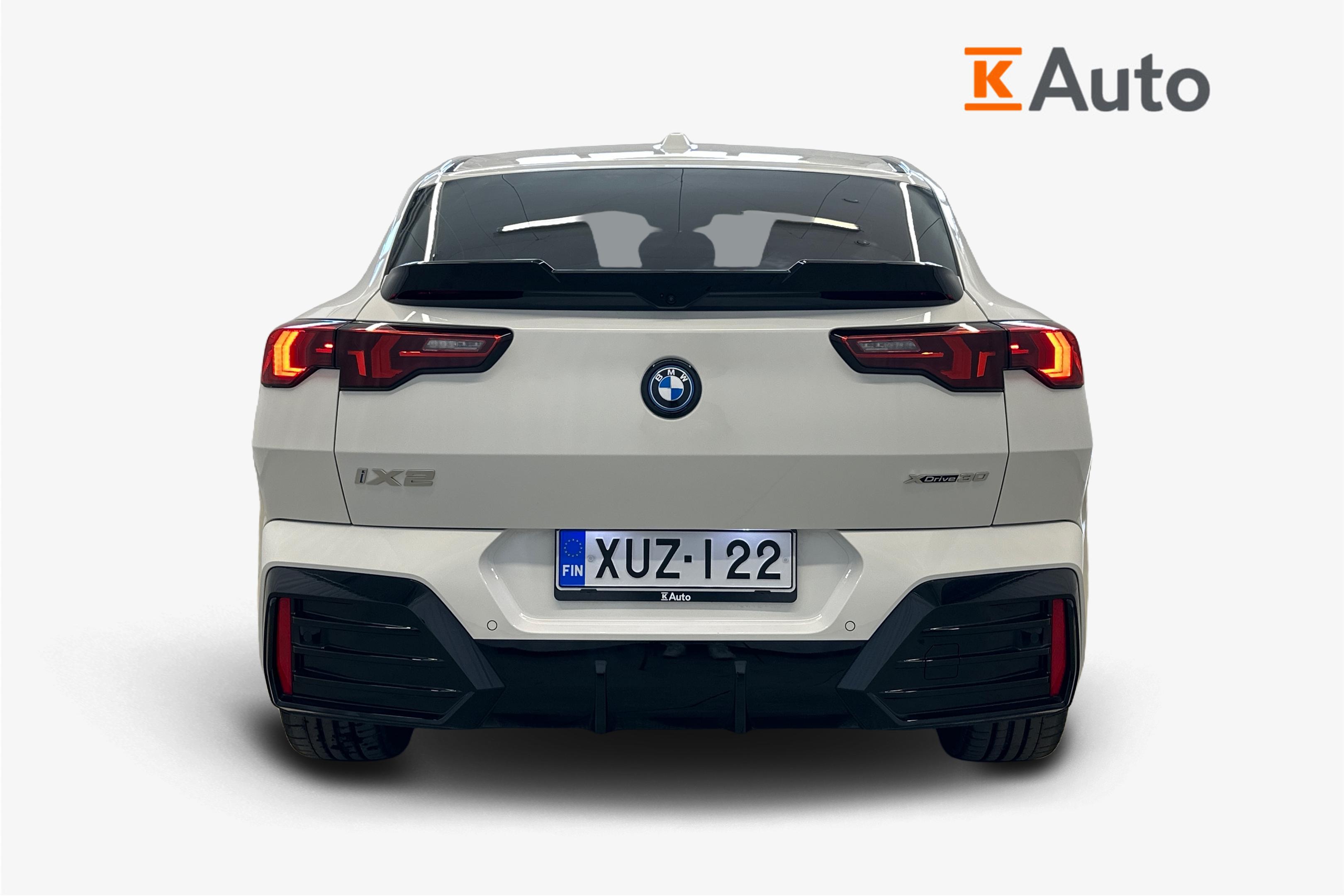 BMW iX2 2024, kuva 3/30