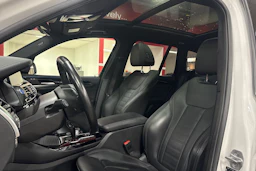 valkoinen BMW iX3 2021 kuva 4.