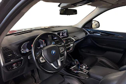 harmaa BMW iX3 2021 kuva 3.