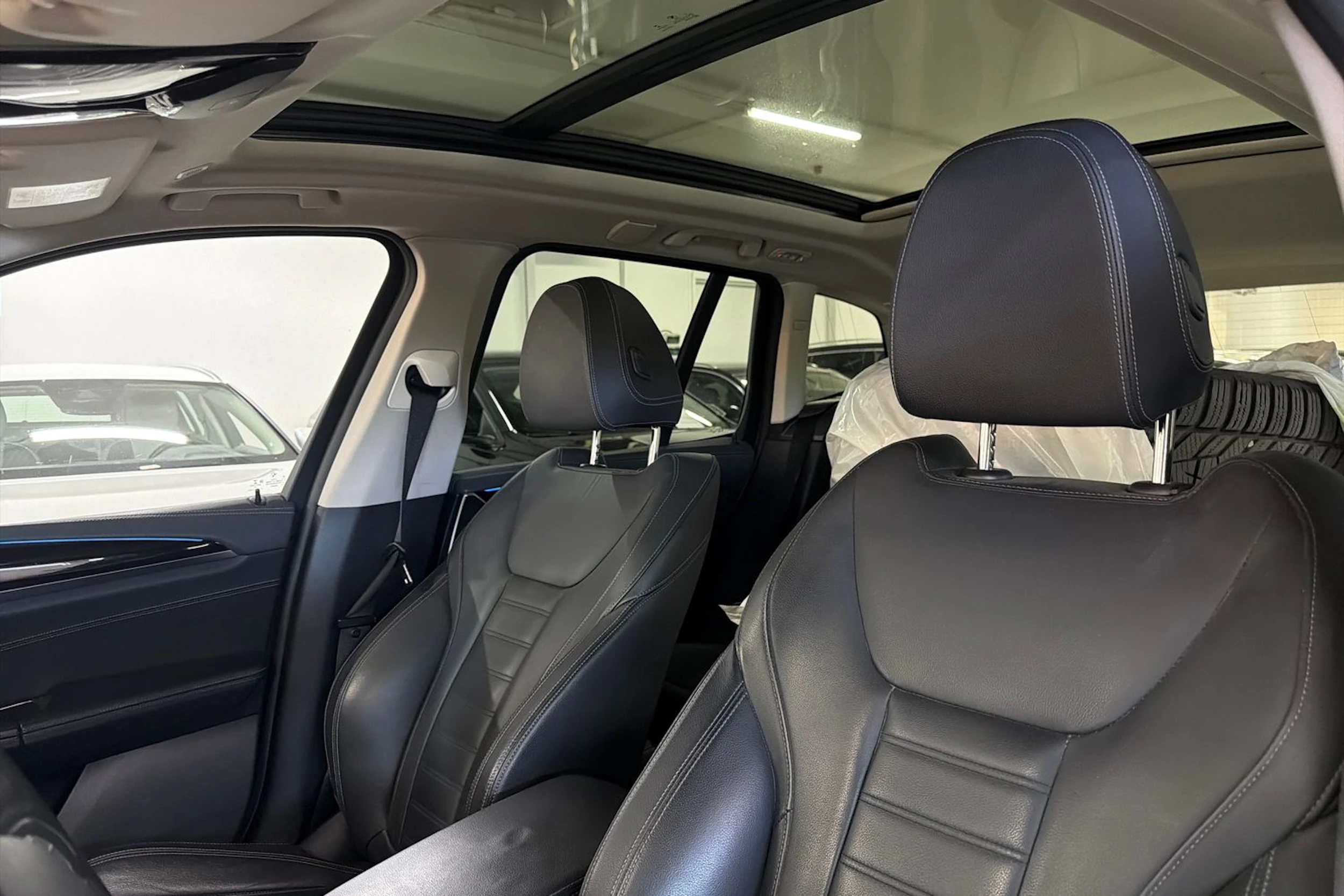 harmaa BMW iX3 2021 kuva 4.
