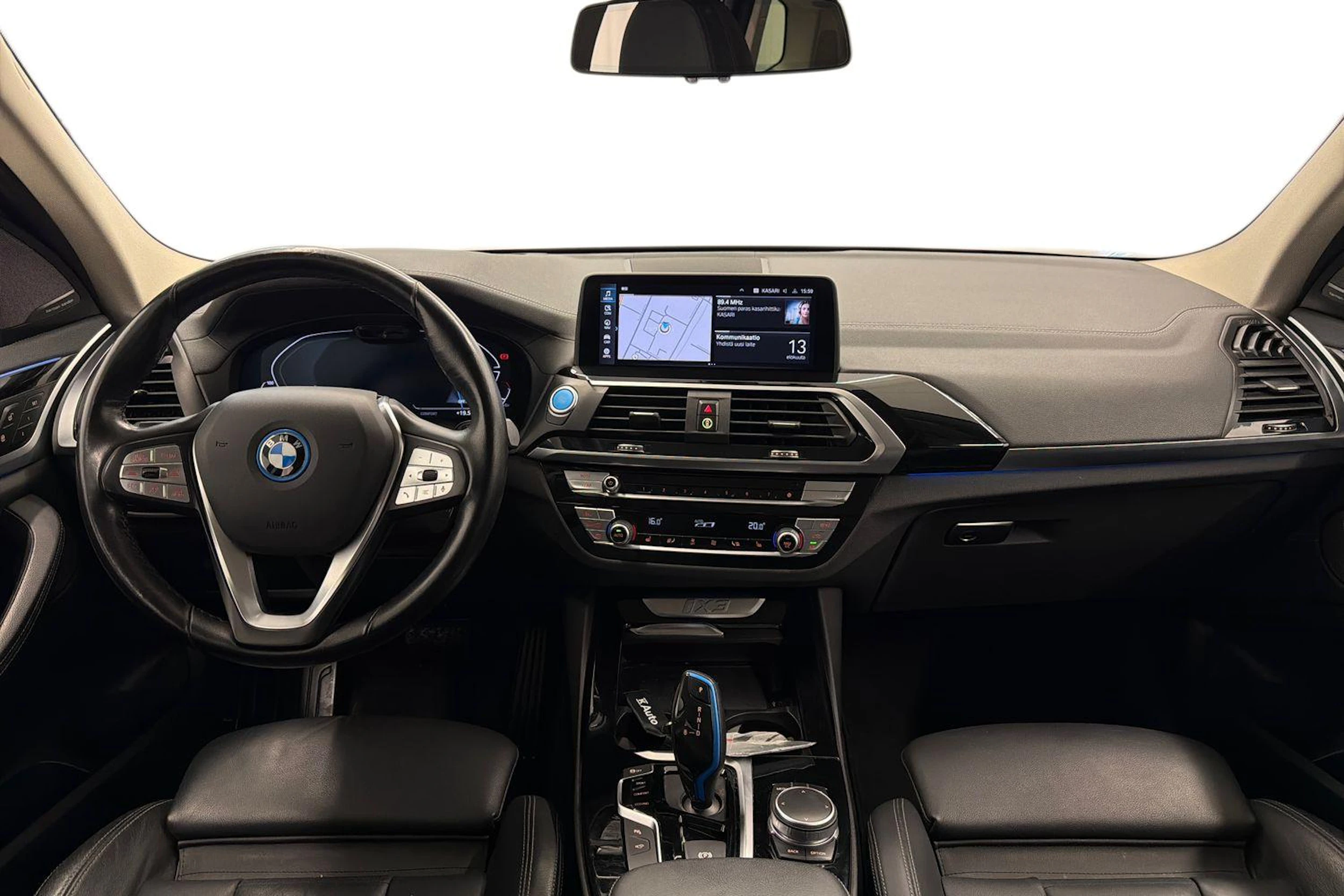 harmaa BMW iX3 2021 kuva 7.
