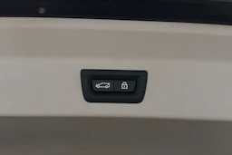 harmaa BMW iX3 2021 kuva 14.