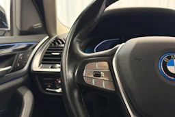 harmaa BMW iX3 2021 kuva 21.