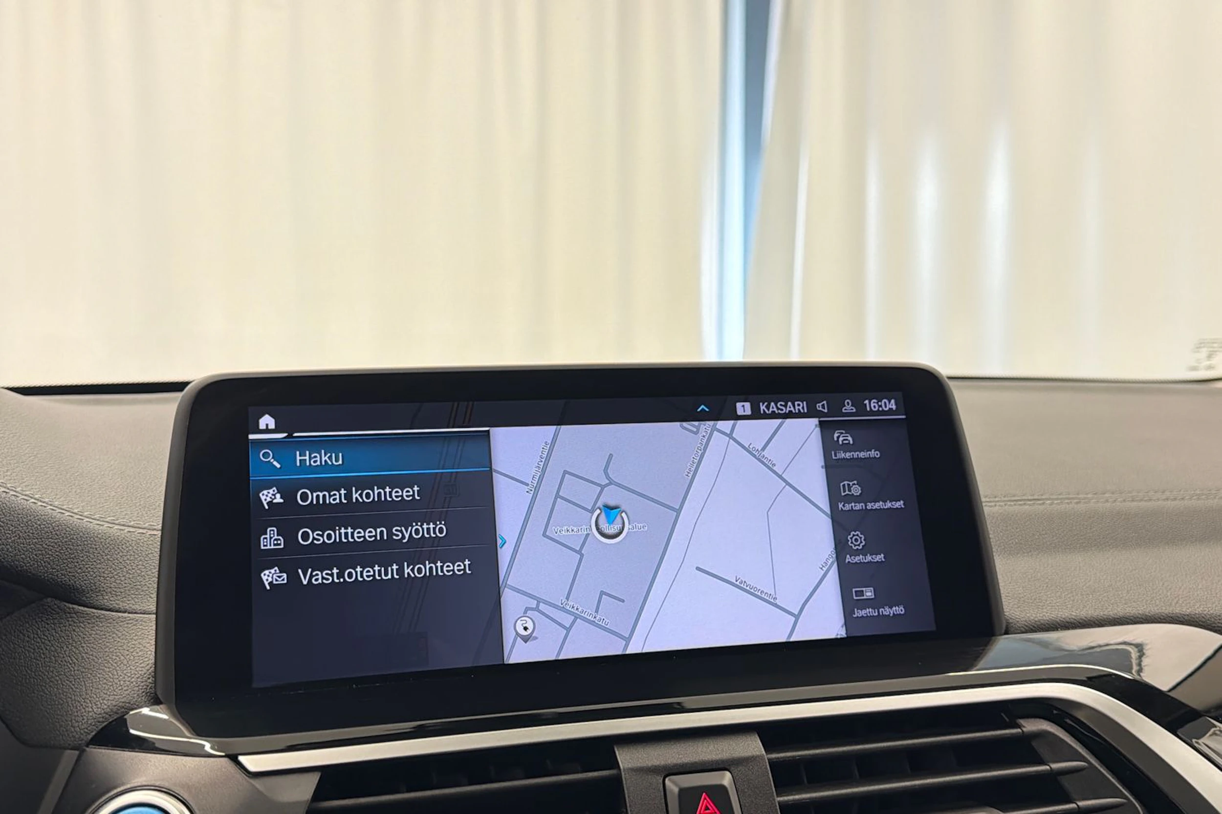 harmaa BMW iX3 2021 kuva 25.