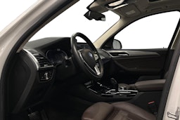 valkoinen BMW iX3 2021 kuva 7.