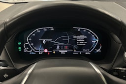 valkoinen BMW iX3 2021 kuva 16.