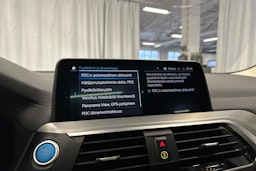 valkoinen BMW iX3 2021 kuva 25.