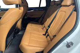 harmaa BMW iX3 2022 kuva 8.