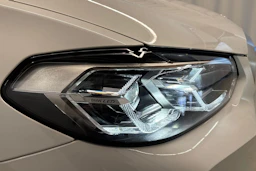 harmaa BMW iX3 2022 kuva 23.