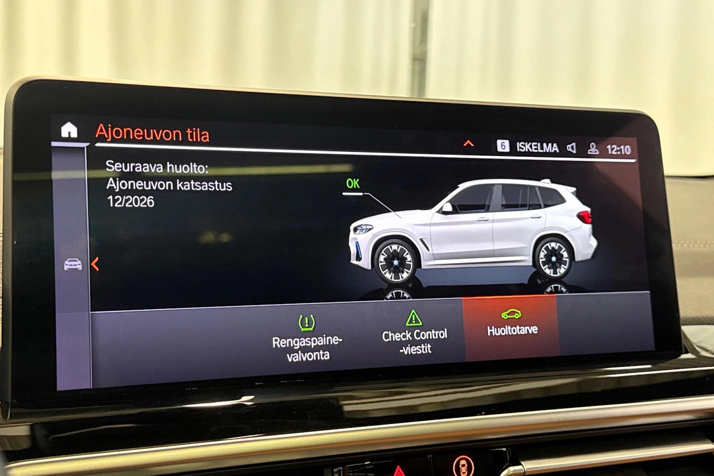 harmaa BMW iX3 2022 kuva 29.