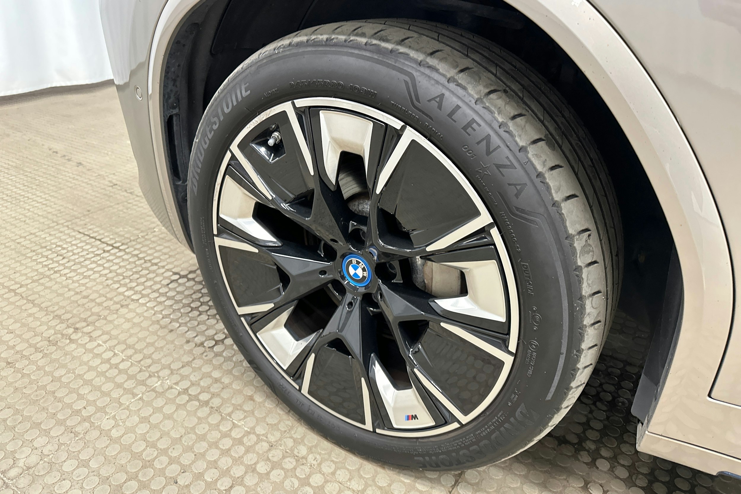 hopea BMW iX3 2022 kuva 14.