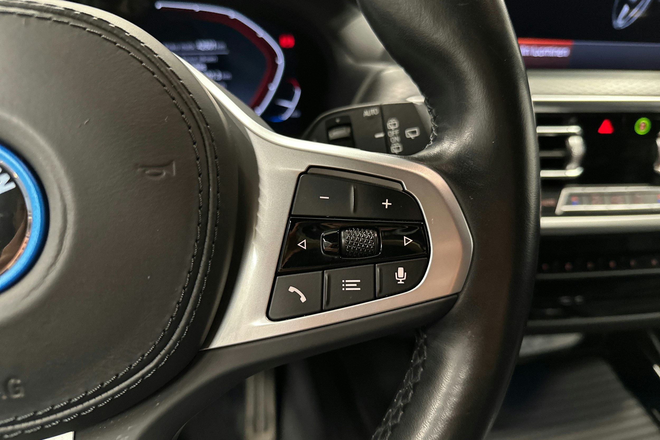 hopea BMW iX3 2022 kuva 18.