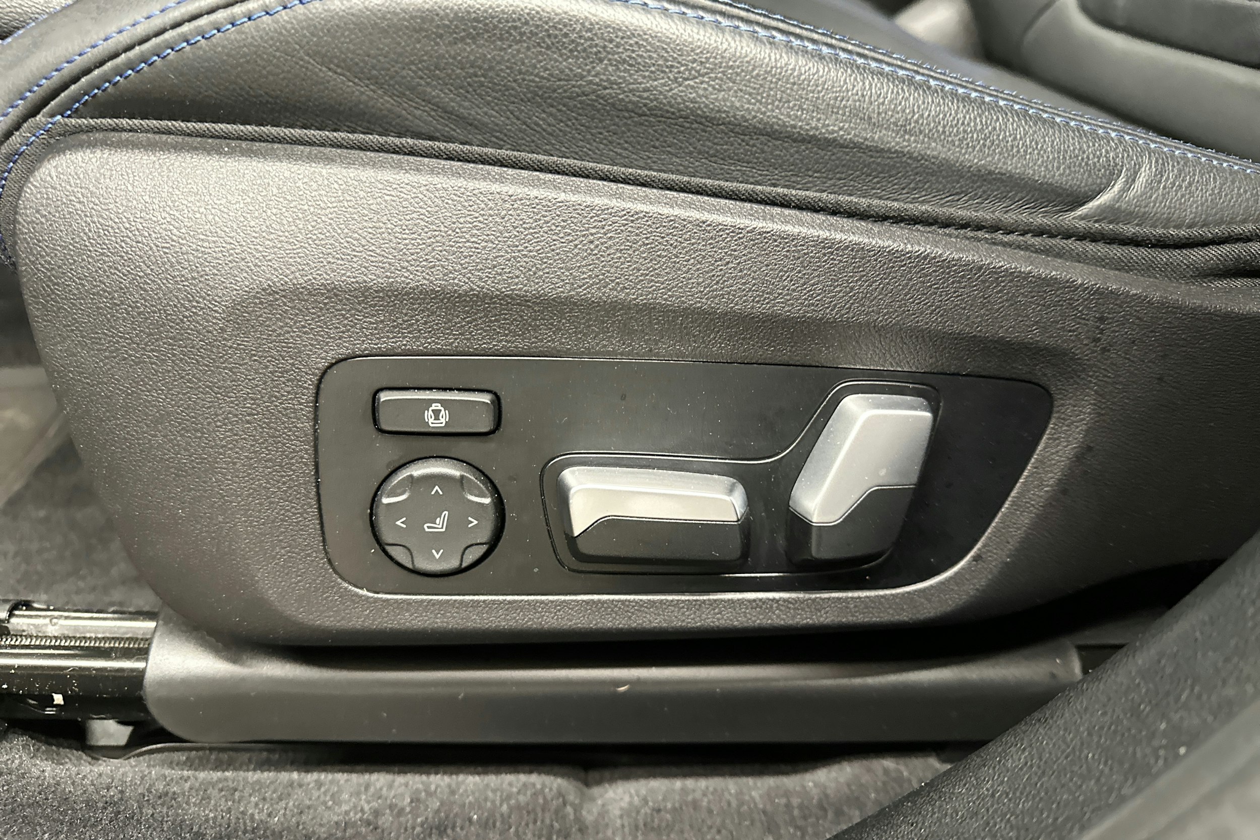 hopea BMW iX3 2022 kuva 31.