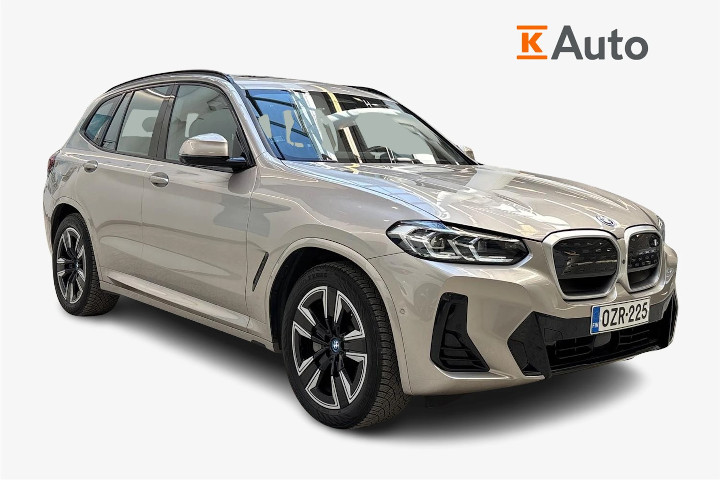 Harmaa BMW iX3 2023 kuva 1.