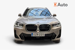 Harmaa BMW iX3 2023 kuva 4.