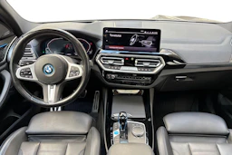 Harmaa BMW iX3 2023 kuva 7.
