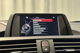 met. musta BMW M2 2017 kuva 16.