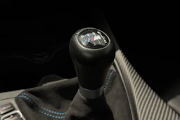 met. musta BMW M2 2017 kuva 20.