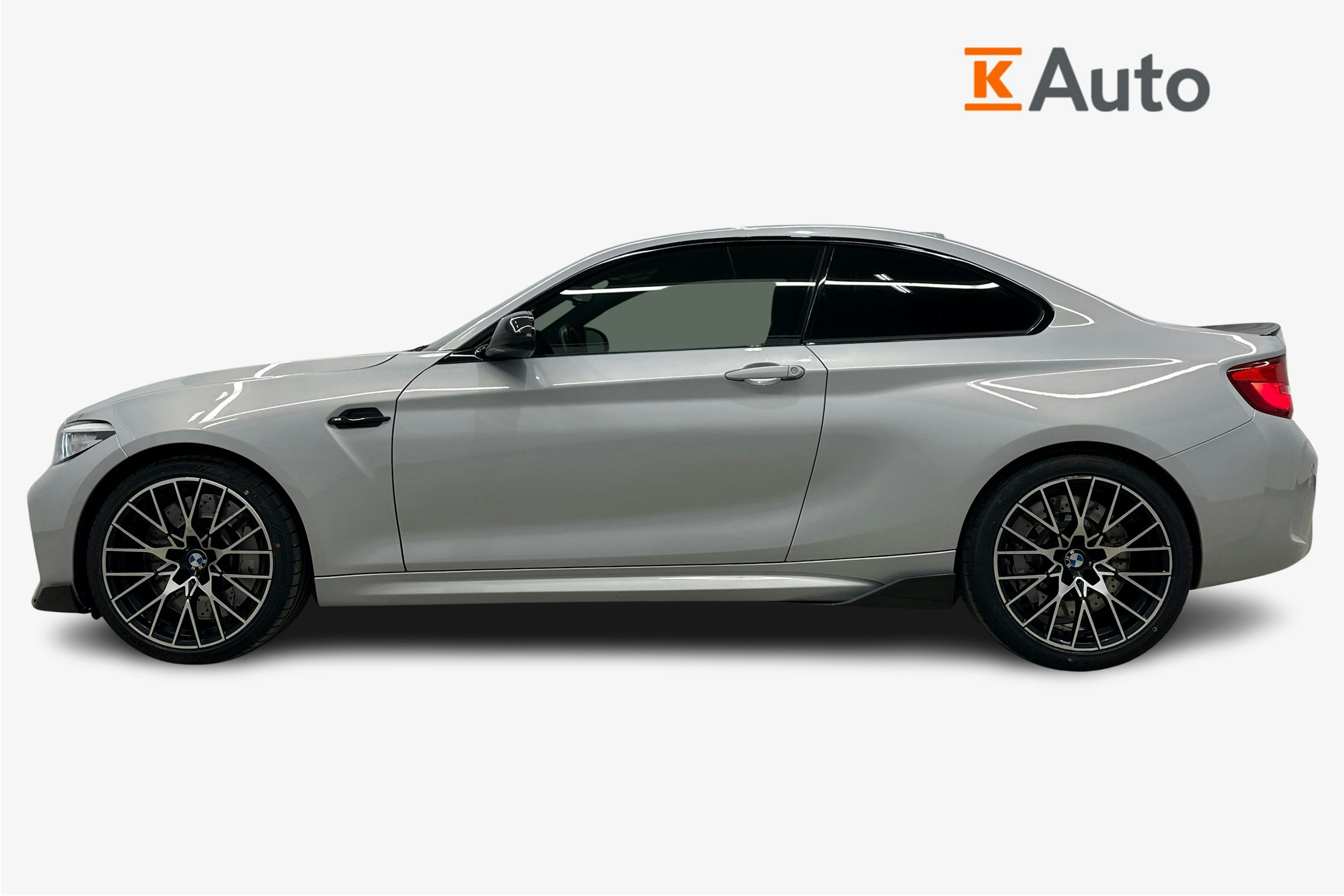 harmaa BMW M2 2019 kuva 6.