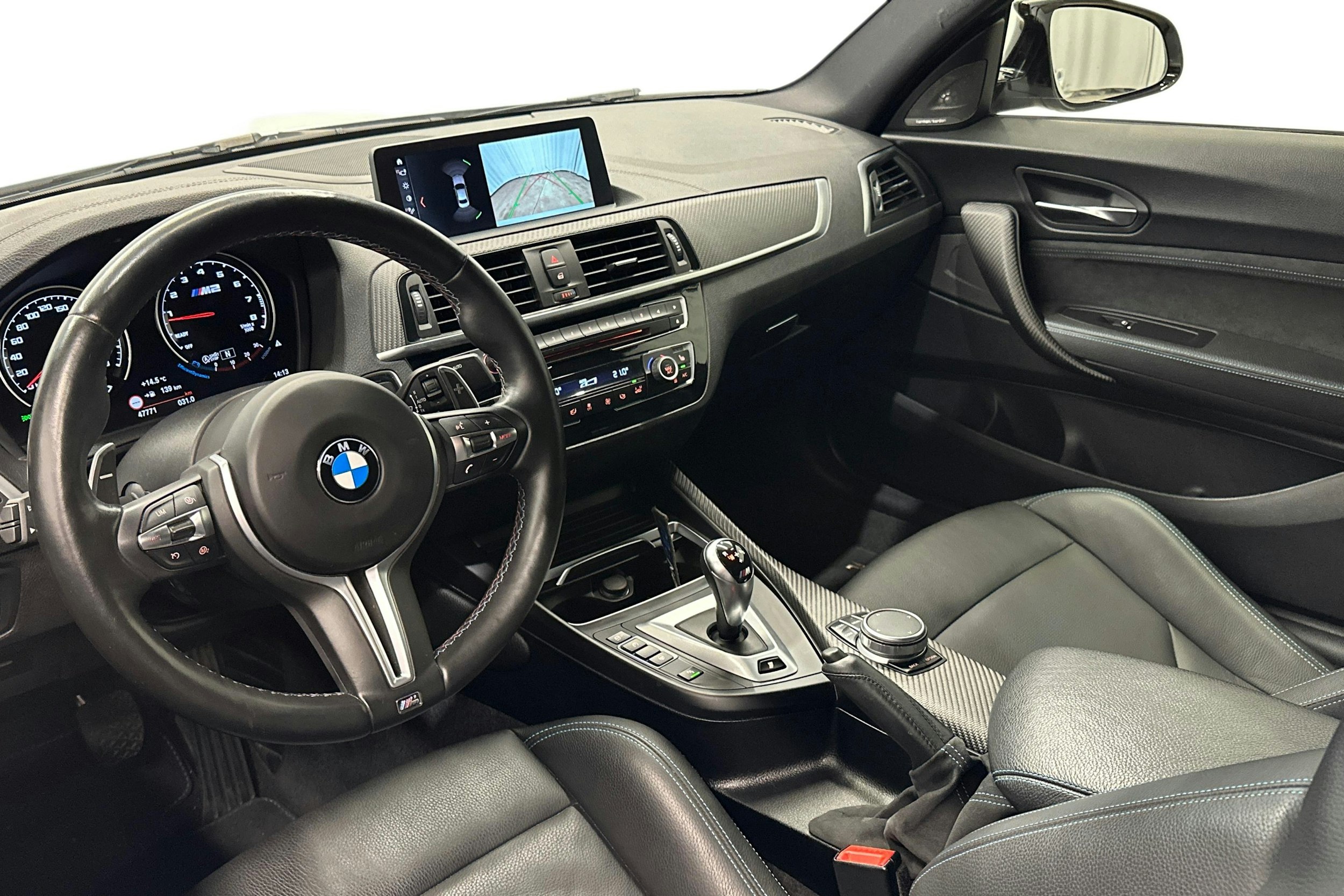 harmaa BMW M2 2019 kuva 7.