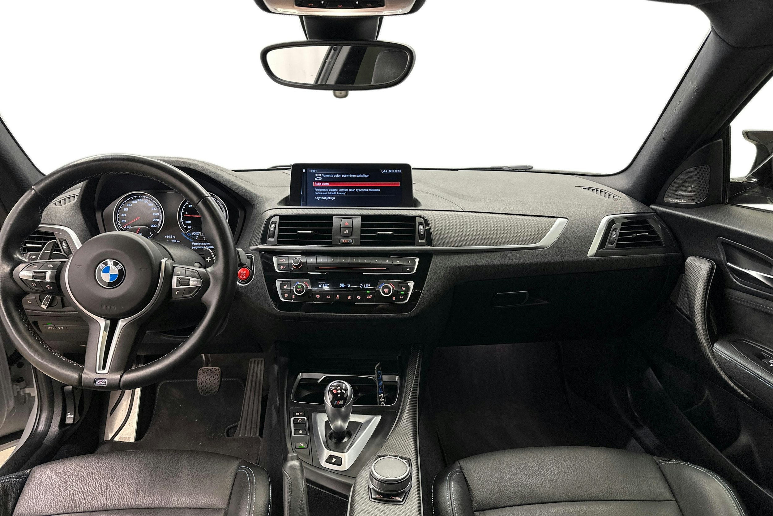 harmaa BMW M2 2019 kuva 9.