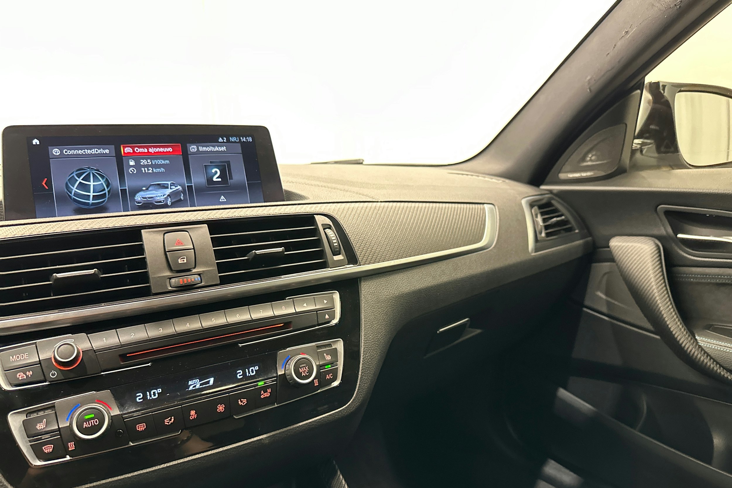 harmaa BMW M2 2019 kuva 28.