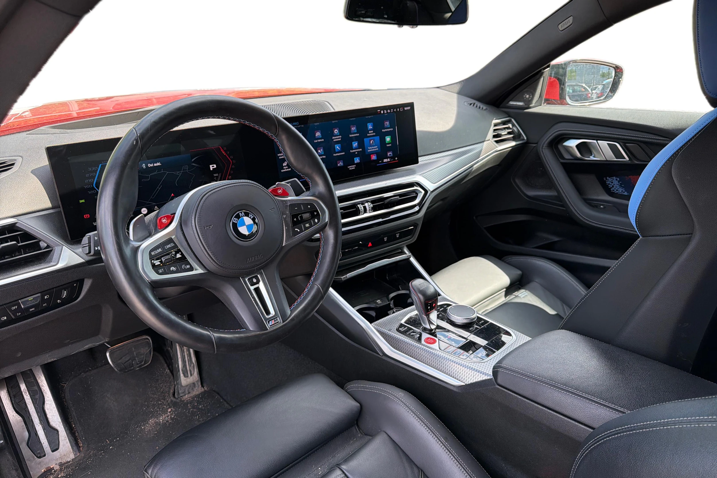 punainen BMW M2 2024 kuva 3.