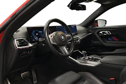 punainen BMW M2 2024 kuva 6.