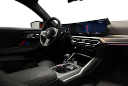 punainen BMW M2 2024 kuva 7.