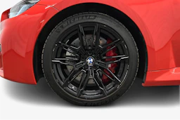 punainen BMW M2 2024 kuva 9.