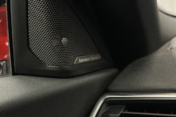 punainen BMW M2 2024 kuva 28.