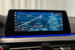 met. sininen BMW M5 2018 kuva 21.