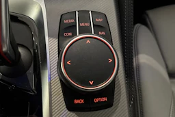 met. sininen BMW M5 2018 kuva 29.