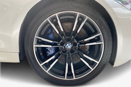 valkoinen BMW M5 2019 kuva 11.