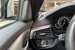 valkoinen BMW M5 2019 kuva 26.
