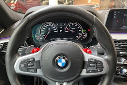 valkoinen BMW M5 2019 kuva 27.
