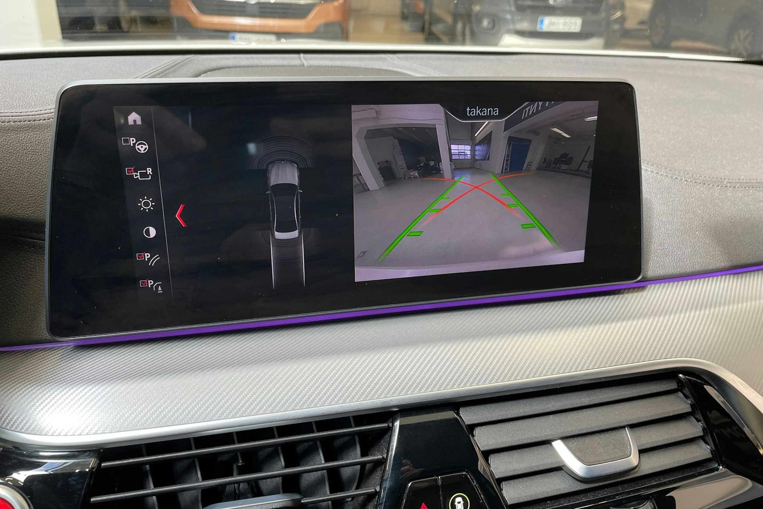 valkoinen BMW M5 2019 kuva 30.
