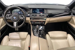 harmaa BMW M550 2014 kuva 8.
