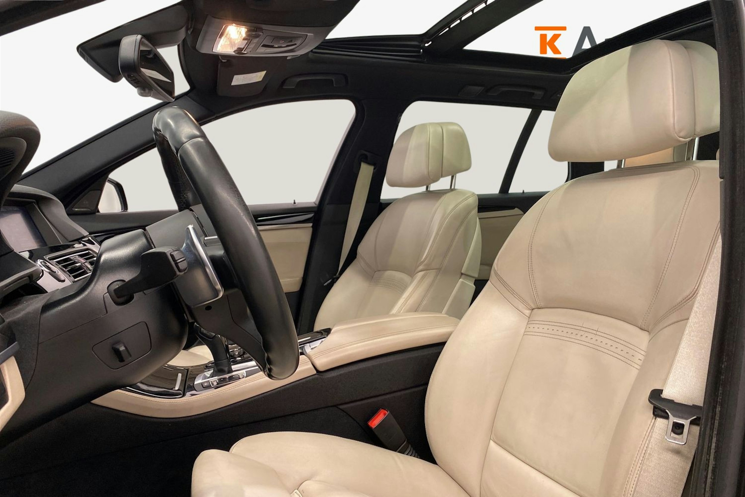 harmaa BMW M550 2014 kuva 10.