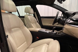 harmaa BMW M550 2014 kuva 14.