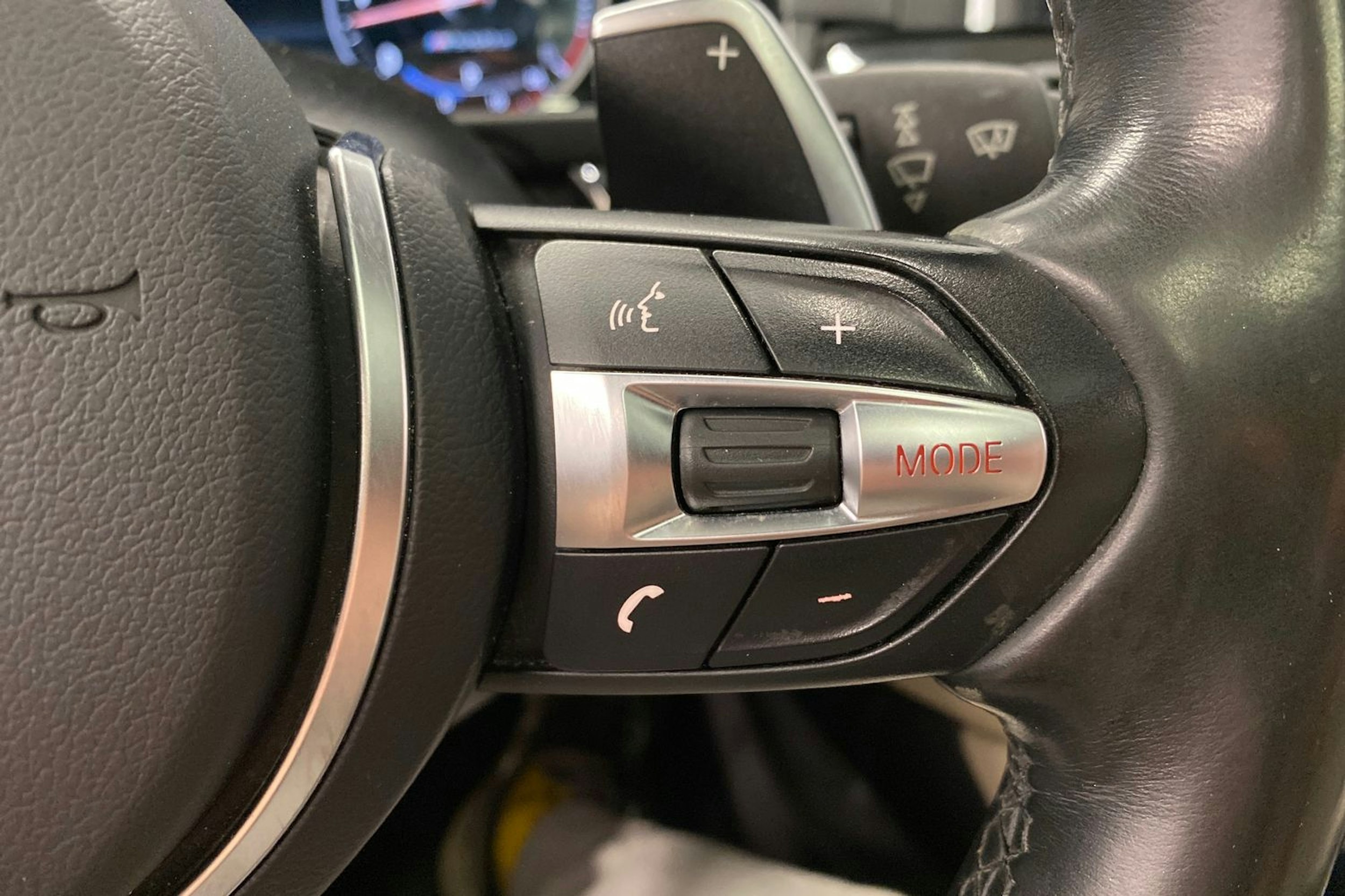 harmaa BMW M550 2014 kuva 19.