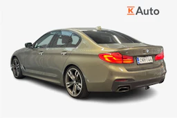 keltainen BMW M550 2017 kuva 2.